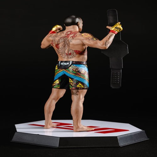 UFC Posed statuette Alex Pereira 18 cm
