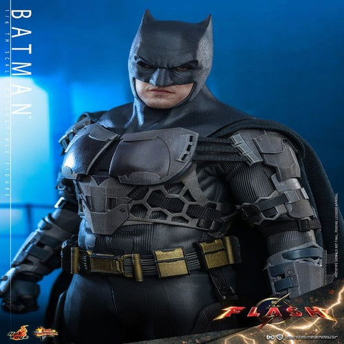 The Flash figurine Movie Masterpiece 1/6 Batman 30 cm