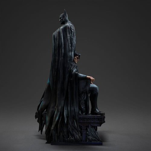DC Comics statuette Legacy Replica 1/4 Batman and Bruce Wayne 79 cm