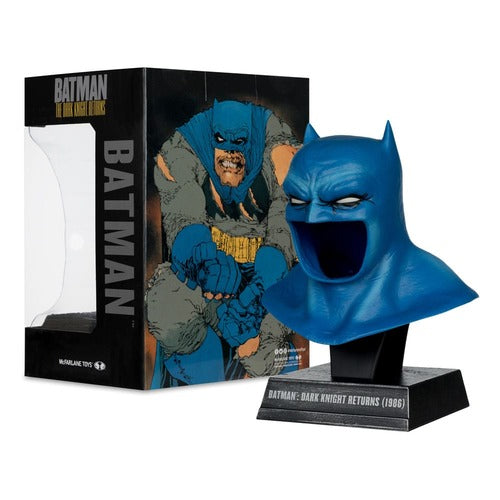 The Dark Knight Returns DC Direct mini réplique 1/3 masque de Batman 19 cm