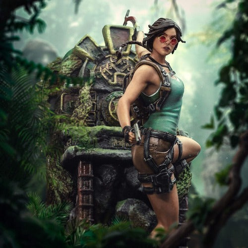 Tomb Raider statuette 1/10 Deluxe Art Scale Lara Croft 36 cm
