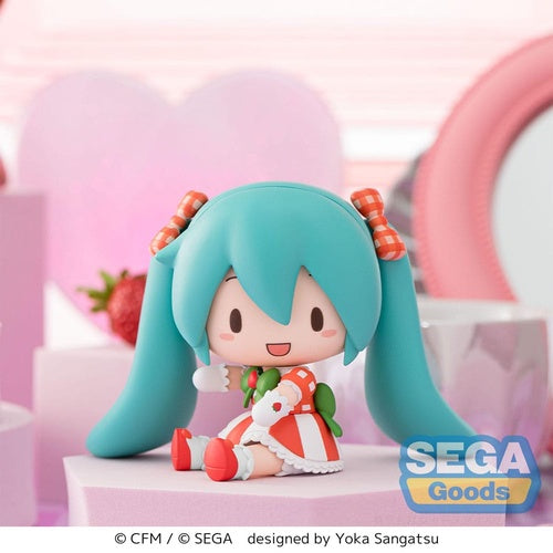 Character Vocal Series 01: Hatsune Miku figurine Fuwa Petit Chibi Hatsune Miku x Love and Berry Dress Up and Dance! Lovely Strawberry 8 cm