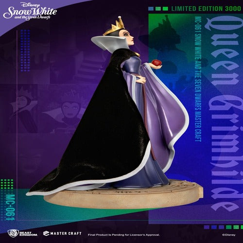 Disney Snow White and the Seven Dwarfs statuette Master Craft Queen Grimhilde 41 cm