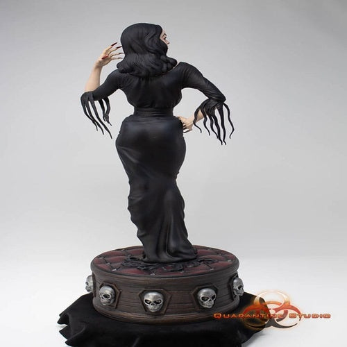 Vampira statuette 1/6 Queen of the Ghouls 43 cm