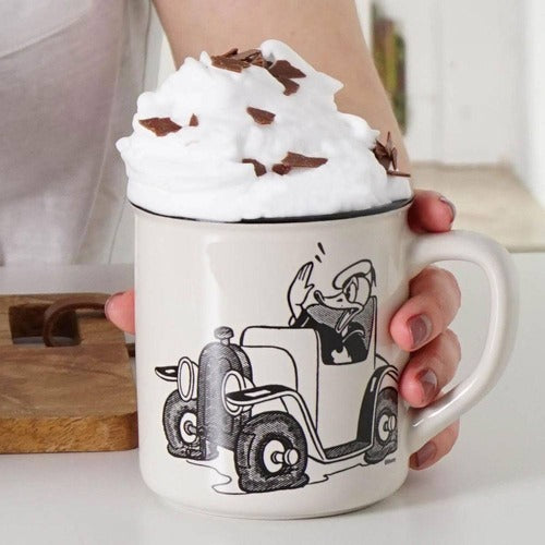 Donald Duck mug Donald dans la voiture
