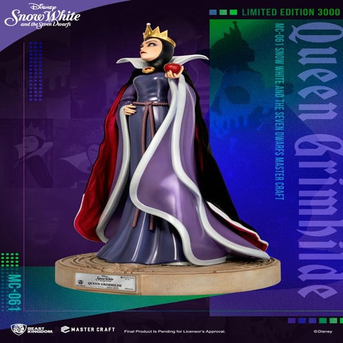 Disney Snow White and the Seven Dwarfs statuette Master Craft Queen Grimhilde 41 cm
