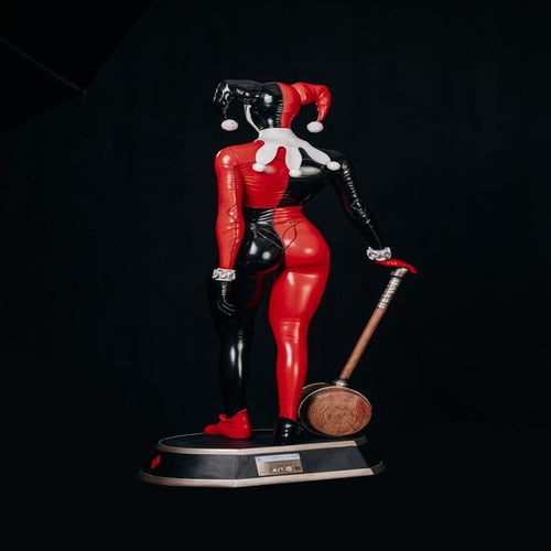 DC Comics Life-Size statue 1/1 Harley Quinn 196 cm