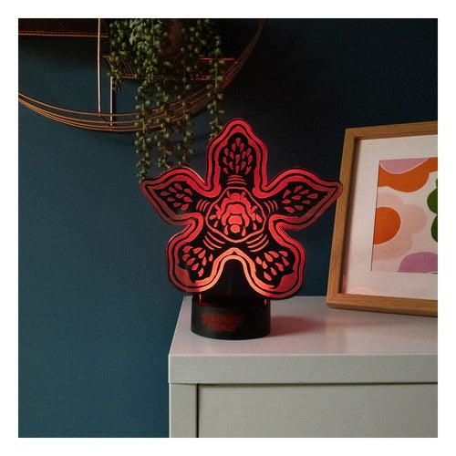 Stranger Things Laser Etched lampe Demogorgan