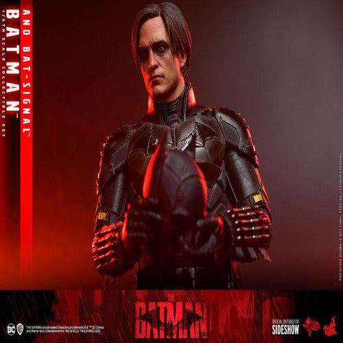The Batman Movie Masterpiece Actionfigur 1/6 Batman with Bat-Signal 31 cm