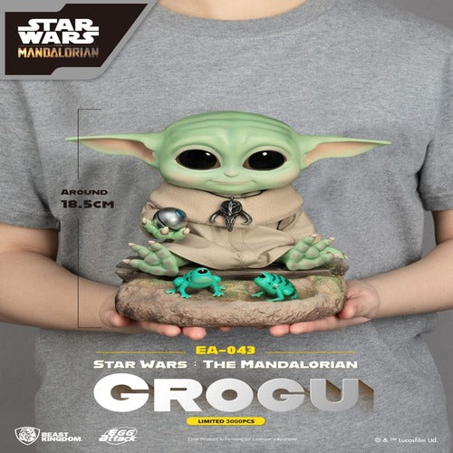 Star Wars: The Mandalorian statuette Egg Attack Grogu 18 cm