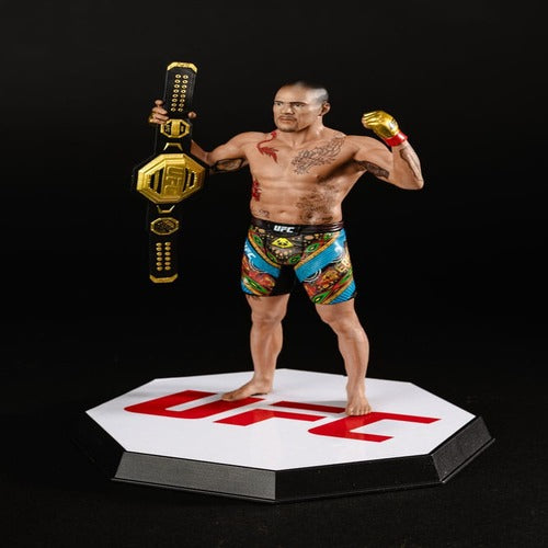 UFC Posed statuette Alex Pereira 18 cm