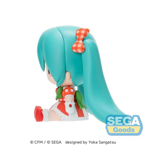 Character Vocal Series 01: Hatsune Miku figurine Fuwa Petit Chibi Hatsune Miku x Love and Berry Dress Up and Dance! Lovely Strawberry 8 cm