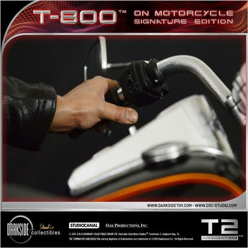 Terminator 2 statuette T-800 On Motorcycle Limited Signature Edition 70 cm