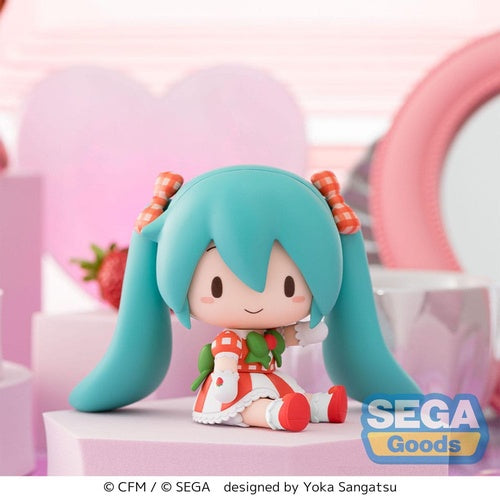 Character Vocal Series 01: Hatsune Miku figurine Fuwa Petit Chibi Hatsune Miku x Love and Berry Dress Up and Dance! Lovely Strawberry 8 cm