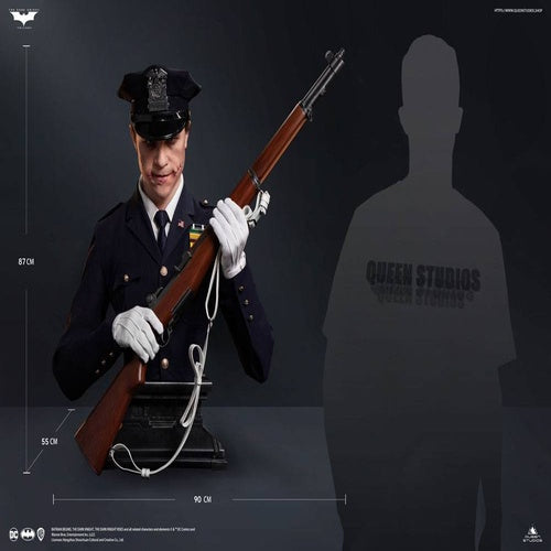 The Dark Knight buste 1/1 The Joker (Police Uniform) 87 cm