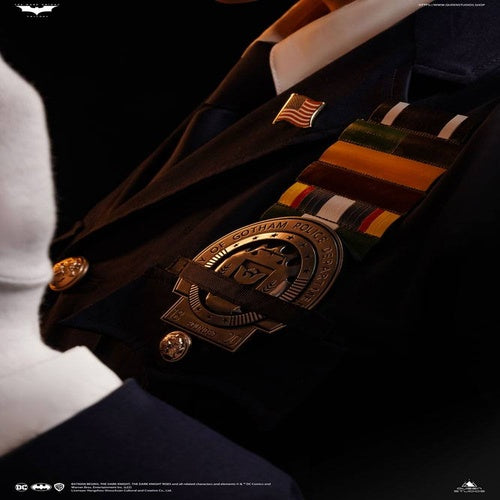 The Dark Knight buste 1/1 The Joker (Police Uniform) 87 cm