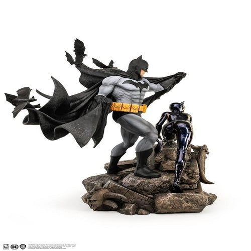 DC Comics statuette 1/4 Batman & Catwoman Reunion 67 cm