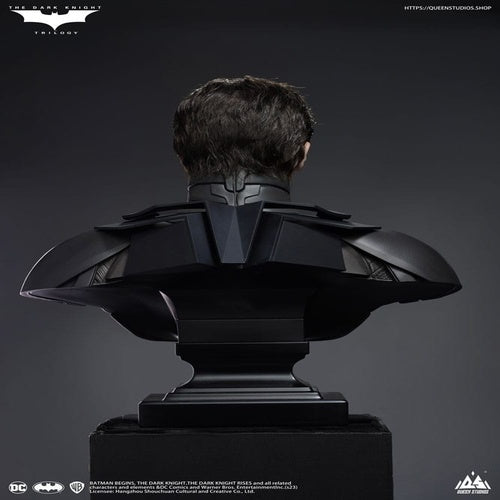 The Dark Knight statuette 1/1 Batman Deluxe Edition 207 cm