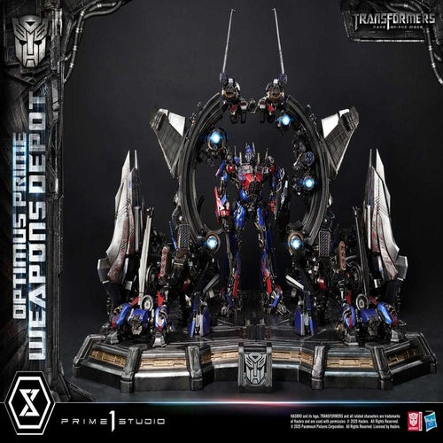 Transformers: Dark of the Moon (Film) Museum Masterline Statue Optimus Prime Weapons Depot Bonus Version 127 cm