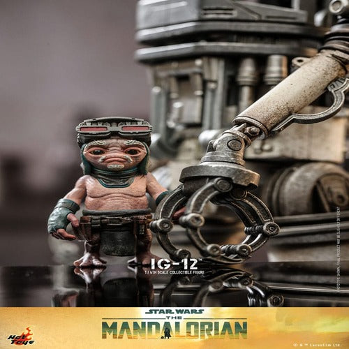 Star Wars: The Mandalorian figurine 1/6 IG-12 36 cm