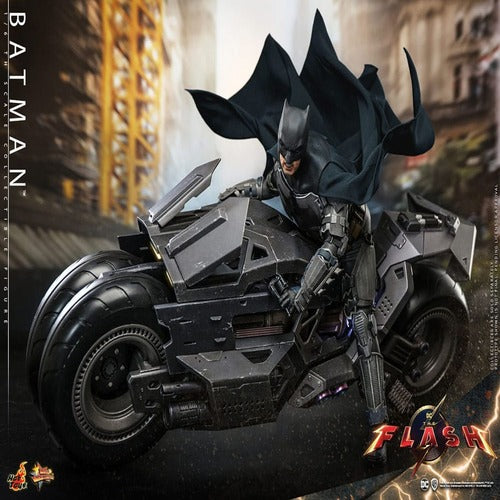 The Flash figurine Movie Masterpiece 1/6 Batman 30 cm