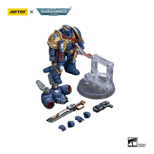 Warhammer 40k Actionfigur 1/18 Ultramarines Captain With Jump Pack 12 cm