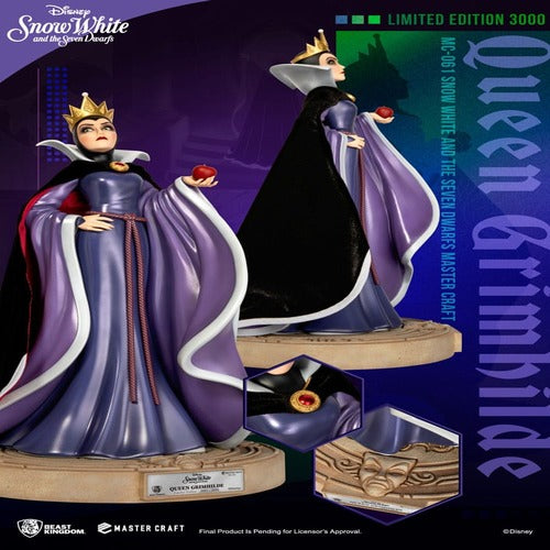 Disney Snow White and the Seven Dwarfs statuette Master Craft Queen Grimhilde 41 cm