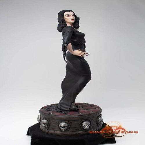 Vampira statuette 1/6 Queen of the Ghouls 43 cm