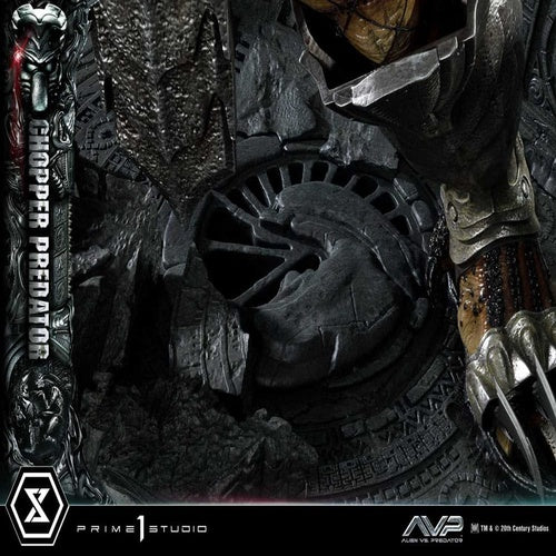 The Alien vs. Predator Museum Masterline Series Statue 1/3 Chopper Predator 103 cm