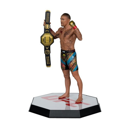 UFC Posed statuette Alex Pereira 18 cm