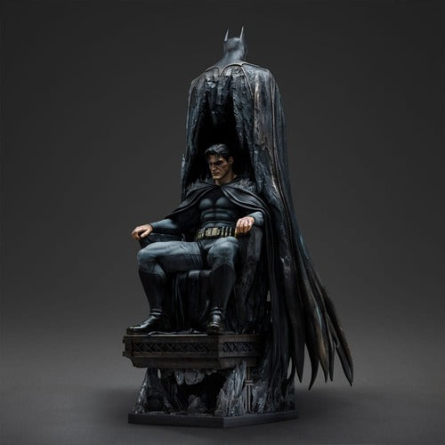DC Comics statuette Legacy Replica 1/4 Batman and Bruce Wayne 79 cm