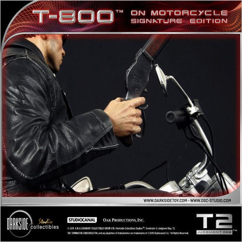Terminator 2 statuette T-800 On Motorcycle Limited Signature Edition 70 cm