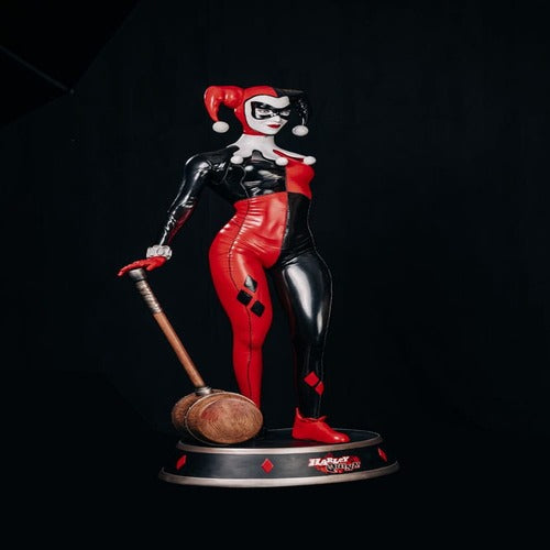 DC Comics Life-Size statue 1/1 Harley Quinn 196 cm