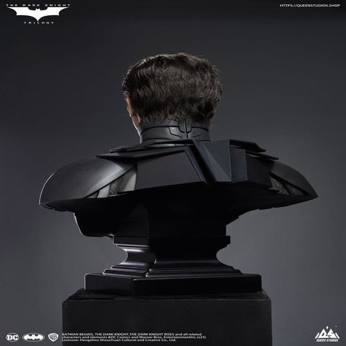 The Dark Knight statuette 1/1 Batman Deluxe Edition 207 cm