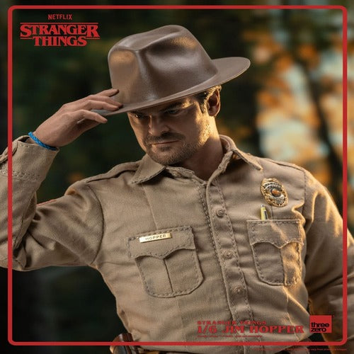 Stranger Things figurine 1/6 Jim Hopper (Season 1) 32 cm