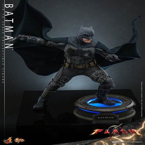 The Flash figurine Movie Masterpiece 1/6 Batman 30 cm