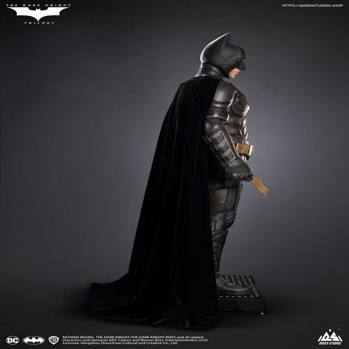 The Dark Knight statuette 1/1 Batman Premium Edition 207 cm