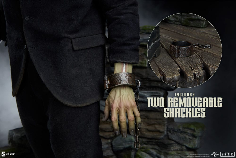 Frankenstein statuette Premium Format Mixed Media Frankenstein (Fabric Costume) 57 cm