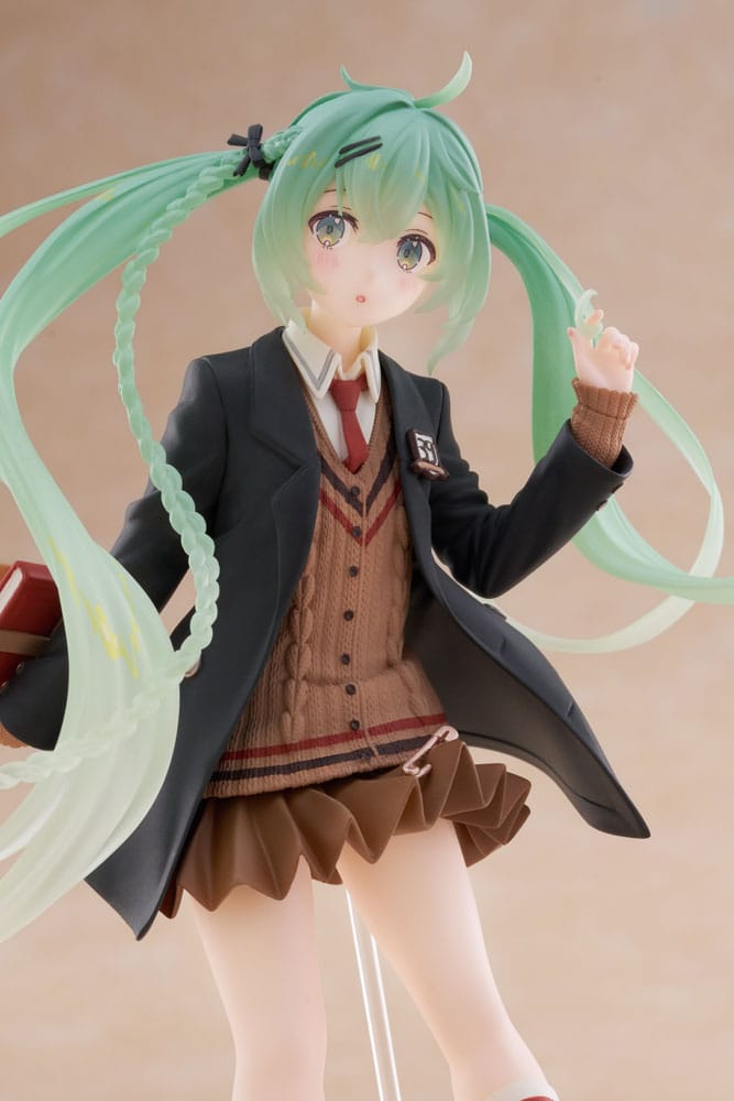Hatsune Miku statuette PVC Hatsune Miku Fashion Preppy Ver. 18 cm