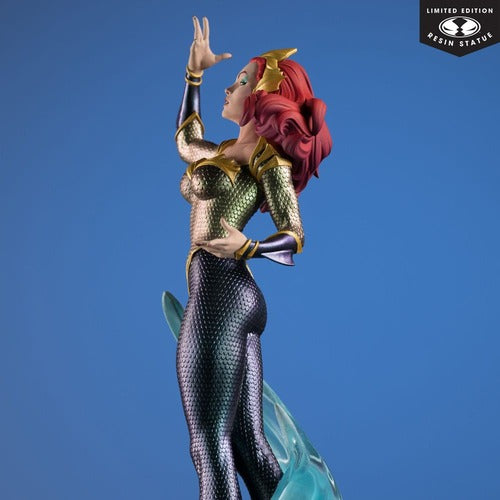 DC Direct Cover Girls statuette 1/8 Mera by J. Scott Campbell 26 cm