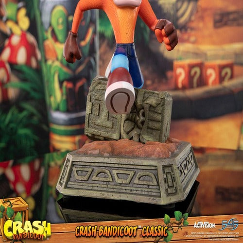 Crash Bandicoot statuette Crash Bandicoot Classic 32 cm