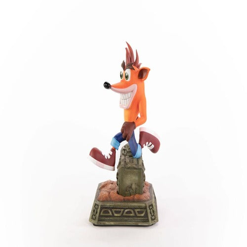 Crash Bandicoot statuette Crash Bandicoot Classic 32 cm