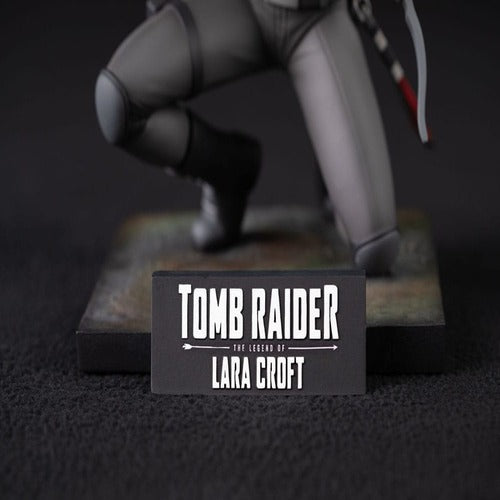 Tomb Raider statuette PVC The Legend of Lara Croft 19 cm