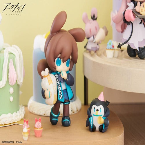 Arknights statuette PVC Would You Like A Dessert? Mini Series Amiya Ver. 2 11 cm