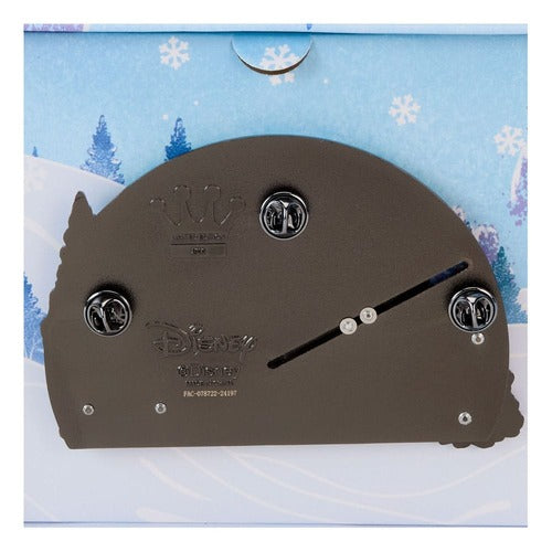 Disney by Loungefly 3" pin's émaillés Mickey and friends Winter Wonderland Limited Edition 8 cm