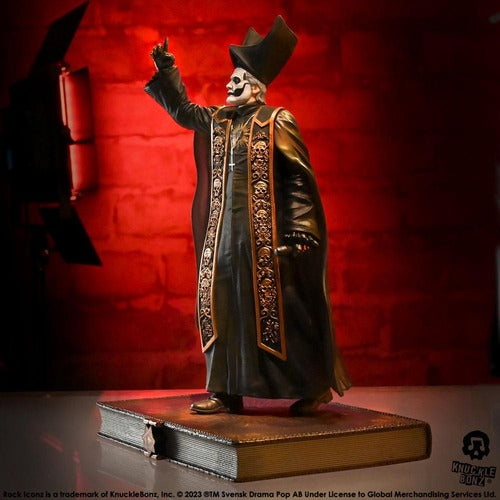 Ghost statuette Rock Iconz 1/9 Papa Emeritus IV (Black Robes) 22 cm
