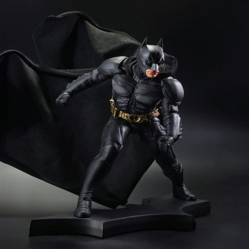 DC Direct statuette  DC Movie Statues Batman (The Dark Knight) 24 cm