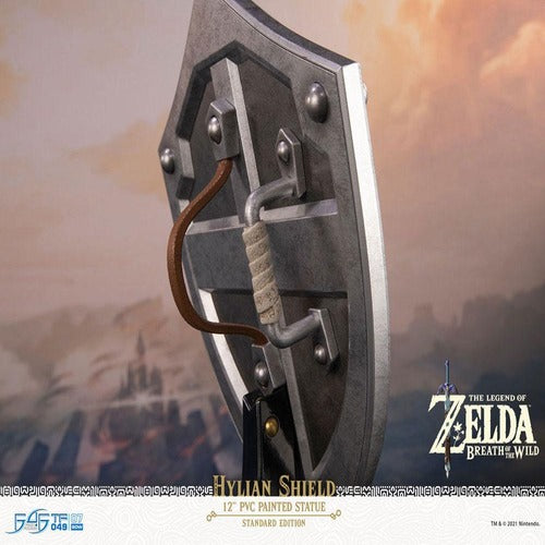 The Legend of Zelda Breath of the Wild statuette PVC Hylian Shield Standard Edition 29 cm
