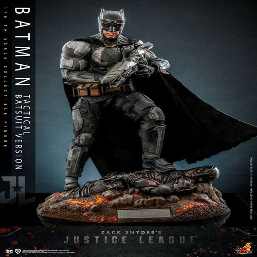 Zack Snyder`s Justice League figurine 1/6 Batman (Tactical Batsuit Version) 33 cm