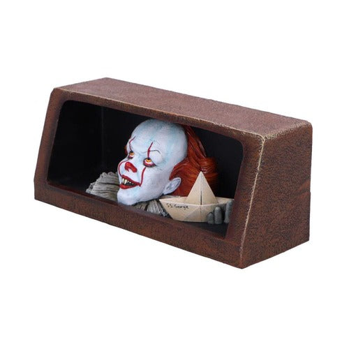 Es Figur Pennywise Drain 8 cm